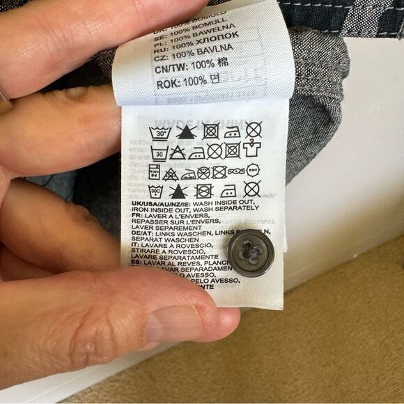 Carhartt camo button down shirt, NWOT, M - Picture 8 of 12